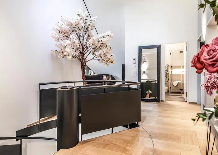 Bahnhofstrasse Designer Penthouse Private Rooftop * チューリッヒ