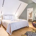 Bahnhofstrasse Designer Penthouse Private Rooftop Appartement Zurich