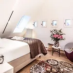 Bahnhofstrasse Designer Penthouse Private Rooftop * Curych