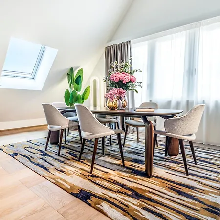 Bahnhofstrasse Designer Penthouse Private Rooftop Appartement