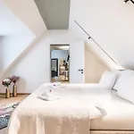 Bahnhofstrasse Designer Penthouse Private Rooftop * 苏黎世